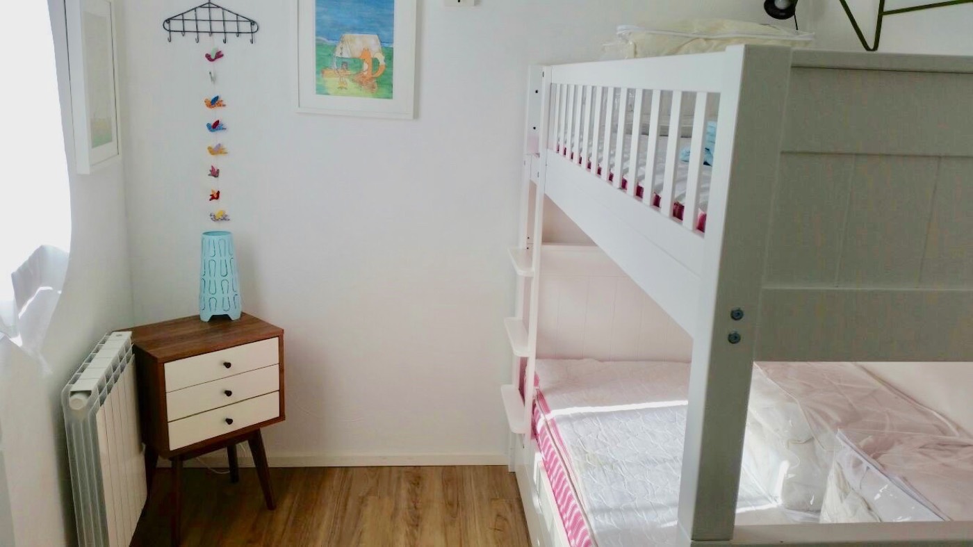 The bunk room with pull-out trundle bed in B26